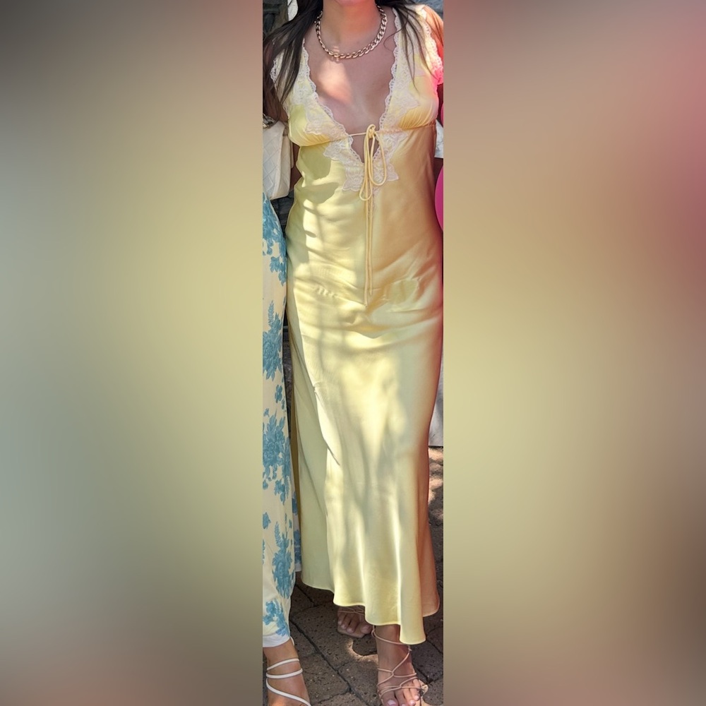 Rumored yellow Satin dress